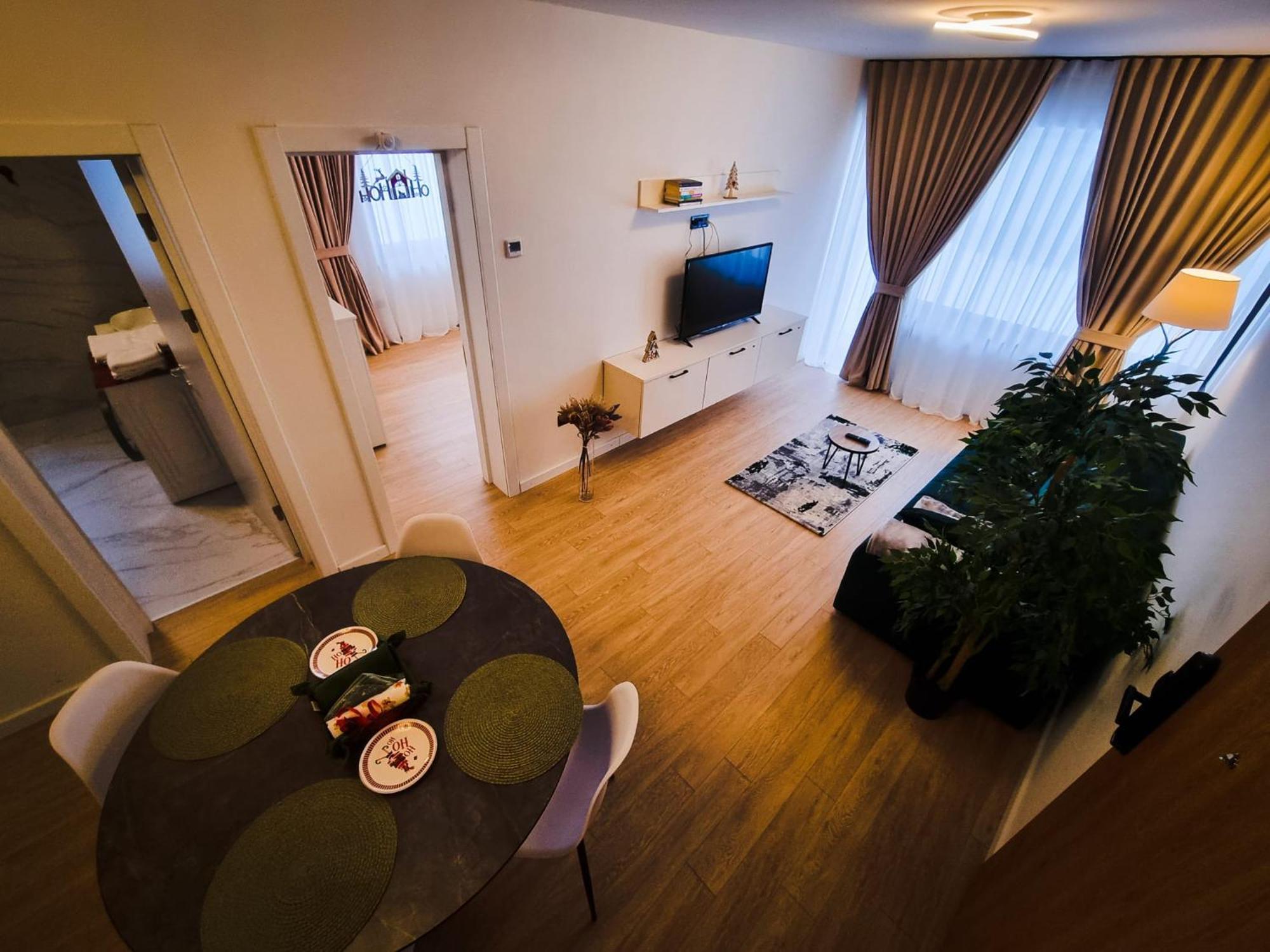 Cozy Retreat Grand Apartament *